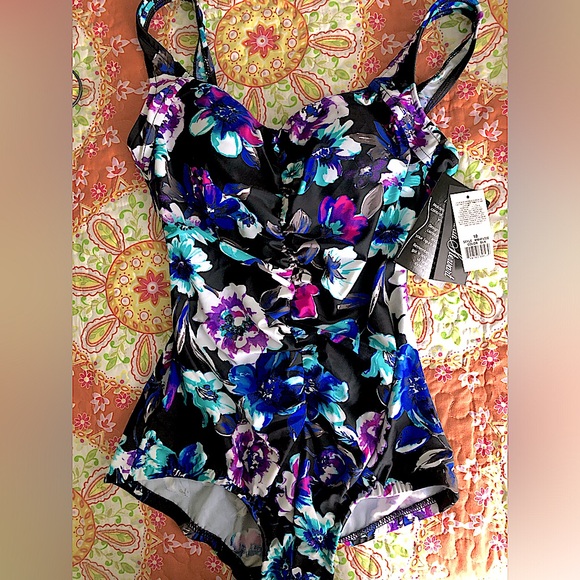 NEW! Instant Minimizer One Piece Swimsuit - Picture 1 of 7